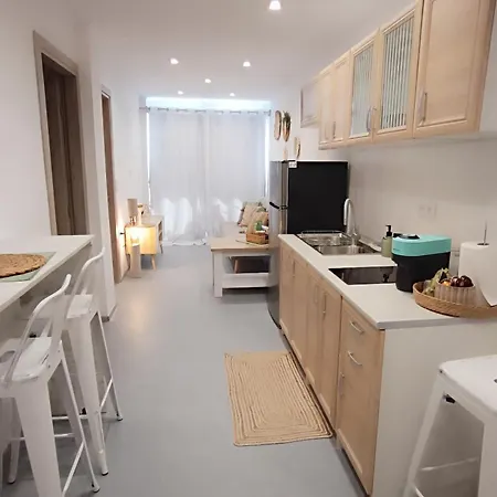 Sea View Apartment Kanala